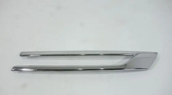 Opel Astra K Front bumper upper radiator grill 13423641