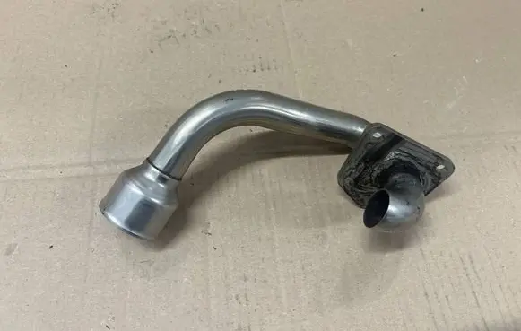 Mercedes-Benz GL X164 EGR valve line/pipe/hose 1608010073