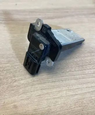 Toyota C-HR I Mass air flow meter 2220475030