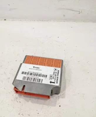 Mercedes-Benz E W210 Airbag control unit/module 0018202126
