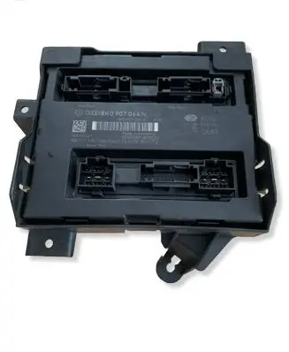 Audi A4 S4 B7 8E 8H Comfort/convenience module 8K0907064N 5DK00991870 REG1