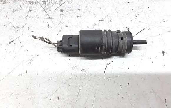 BMW 3 E46 Windscreen/windshield washer pump