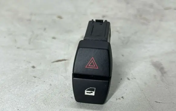 BMW 5 F10 F11 Hazard light switch 9161896