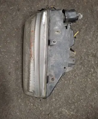 Seat Toledo I (1L) Headlight/headlamp 001962650