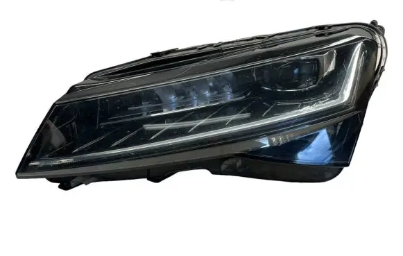 Skoda Superb B8 (3V) Headlight/headlamp 3V1941015D