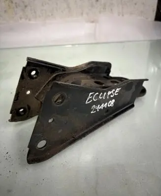 Mitsubishi Eclipse Cross Towing hook eye 