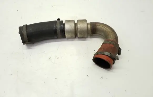 Ford C-MAX II Intercooler hose/pipe