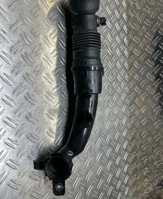Citroen C4 Cactus Turbo air intake inlet pipe/hose 9824569380 81067R