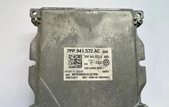 Audi Q5 SQ5 FY Headlight ballast module Xenon 7PP941572AC 7PP941572A