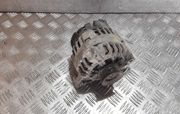 Audi A4 S4 B5 8D Generator/alternator 06B903016D