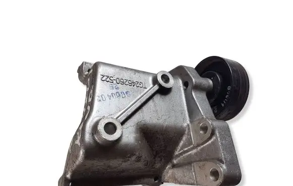 Toyota Hilux (AN10, AN20, AN30) A/C compressor mount bracket TG246260522