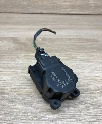 Volvo V70 Air flap motor/actuator 3M5H19E616AA