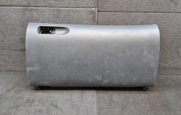 Audi A4 S4 B7 8E 8H Glove box lid/cover 8E1857124 8E18571246PS