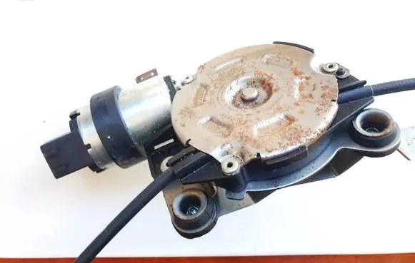 Volkswagen PASSAT B6 Seat adjustment motor 5034301a