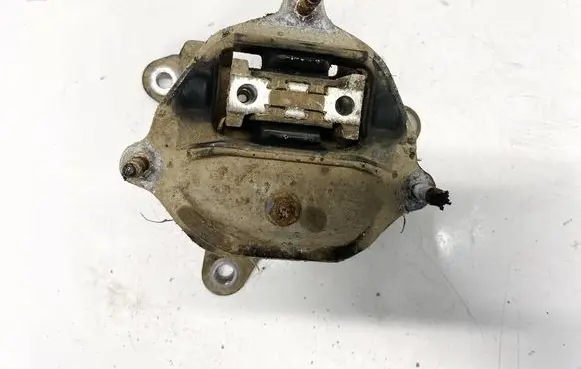 Audi A5 8T 8F Engine mount bracket 8k0399115r 8k0399151