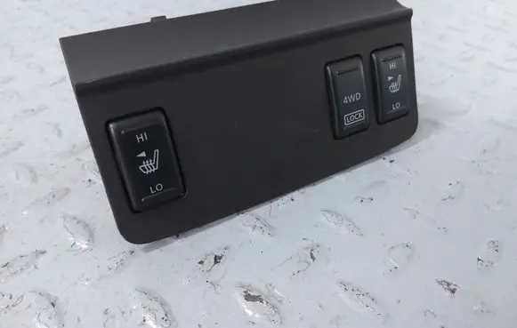 Nissan Murano Z51 Seat heating switch 255001AA1C 255001AA0C