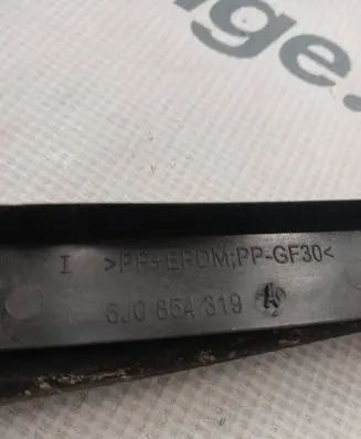 Seat Ibiza IV (6J,6P) Windshield trim 6J0854319