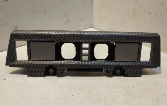Other center console (tunnel) element