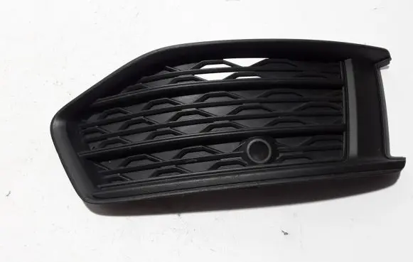 Audi A6 S6 C8 4K Front bumper lower grill 4K0807682