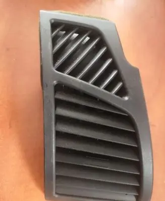 BMW 1 E81 E87 Dashboard side air vent grill/cover trim 7059188