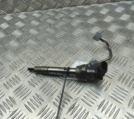 BMW X3 G01 Fuel injector 8579236 0445111009