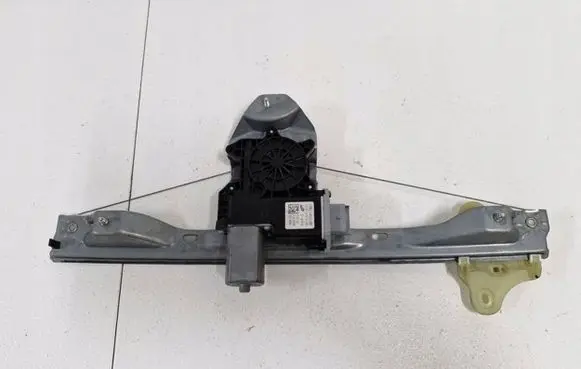 Renault Twingo III Front door window regulator with motor 