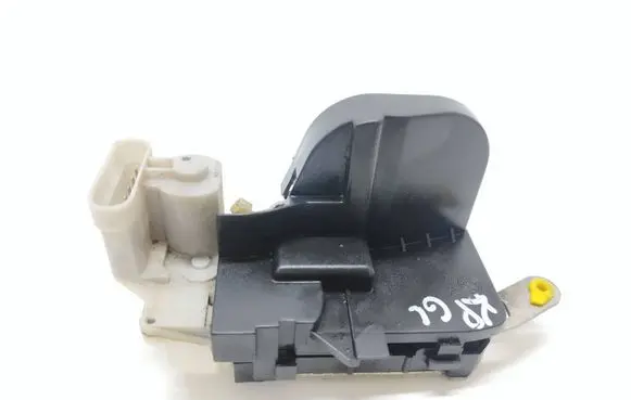 Alfa Romeo 147 Rear door lock B792