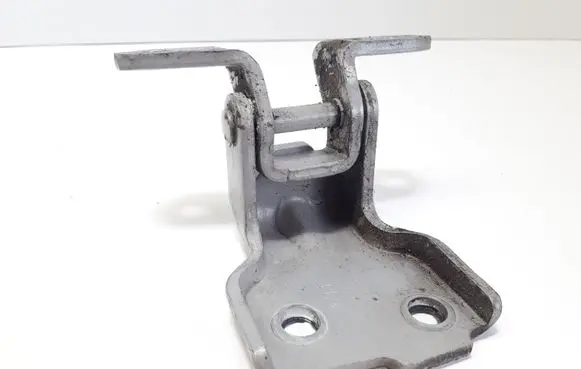 Suzuki SX4 Front door upper hinge