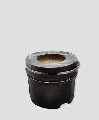 BMW X3 E83 Piston M47