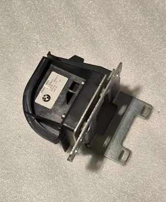BMW X3 F25 Parcel shelf load cover mount bracket 9168474 55220011