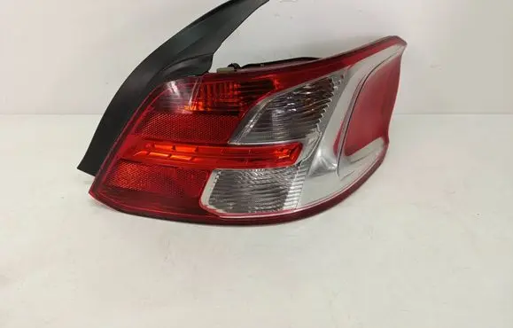 Peugeot 301 Rear/tail lights 9678542580