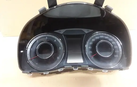 Hyundai i40 Speedometer (instrument cluster) 940113Z010 1164001480