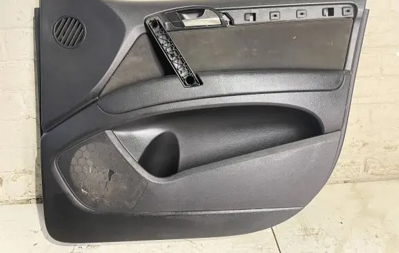 Audi Q7 4L Front door card panel trim 4L0863979 P0110580 2R0484704