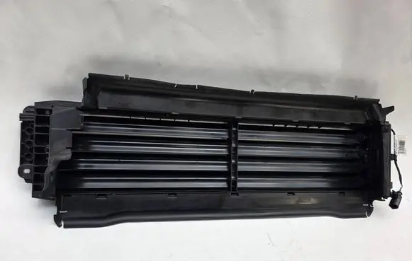 Skoda Octavia Mk4 Intercooler air guide/duct channel 2Q0122323A