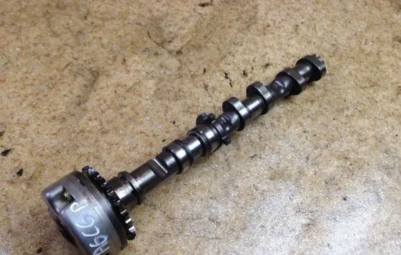 Audi A6 S6 C6 4F Camshaft auk
