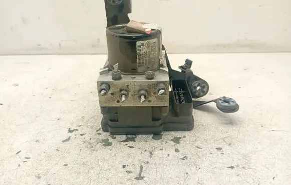 Renault Megane III ABS Pump 476605296R 95CT2AAY2 10021208934
