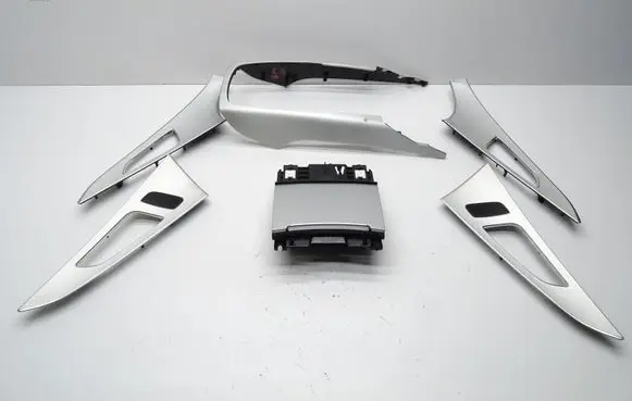 Audi A6 S6 C7 4G Front door trim bar 4G0864261