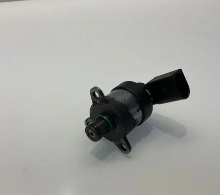 Mercedes-Benz CLS C219 Fuel pressure sensor A6420740184 6420740184