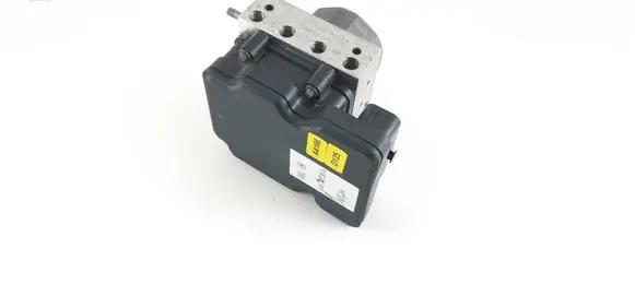 Mercedes-Benz A W176 ABS Pump A0004310500