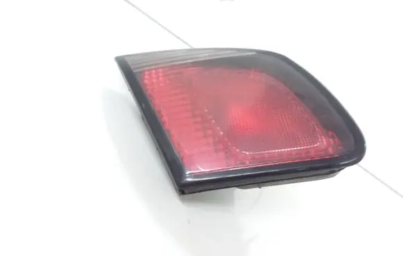 Nissan Primera Tailgate rear/tail lights 265559F510