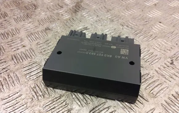 Audi Q5 SQ5 Tow bar trailer control unit/module 8K0907383D