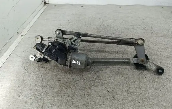 Toyota Corolla E140 E150 Front wiper linkage 