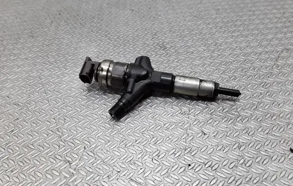 Subaru Outback Fuel injector 16613AA020
