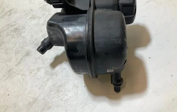 BMW 3 G20 G21 Coolant expansion tank/reservoir 18779811 1713 8610653