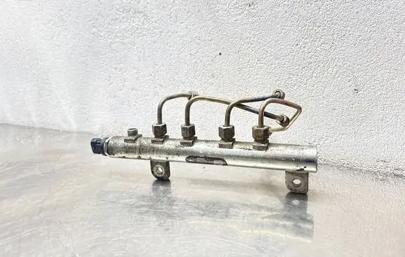 Opel Astra H Fuel main line pipe 0445214095 000087L1 55197370
