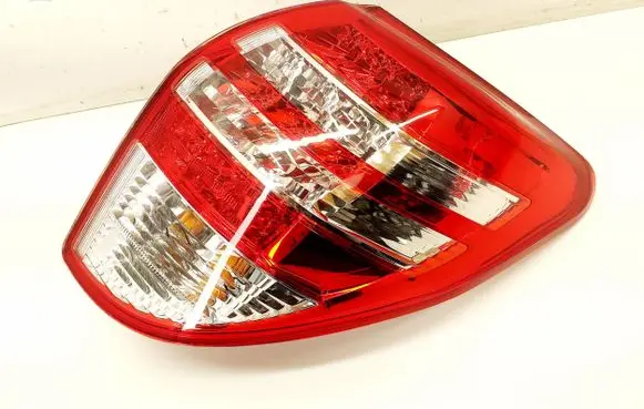 Toyota RAV 4 (XA30) Rear/tail lights