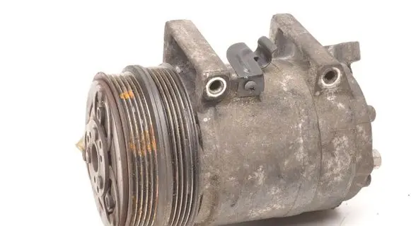 Volvo C70 Air conditioning (A/C) compressor (pump) 30780330