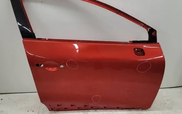 Renault Clio IV Front door 801105350R