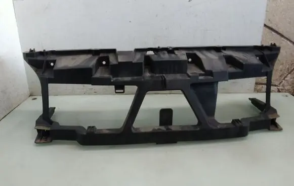 Renault Scenic II - Grand scenic II Radiator support slam panel 8200140174
