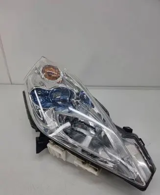 Nissan Leaf I (ZE0) Headlight/headlamp 260103NM5A